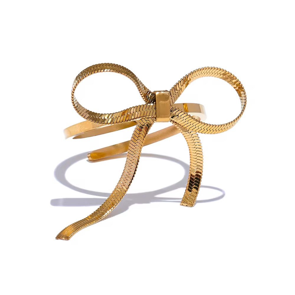 Gold Bow Ring - ILLUSIVE JEWELS