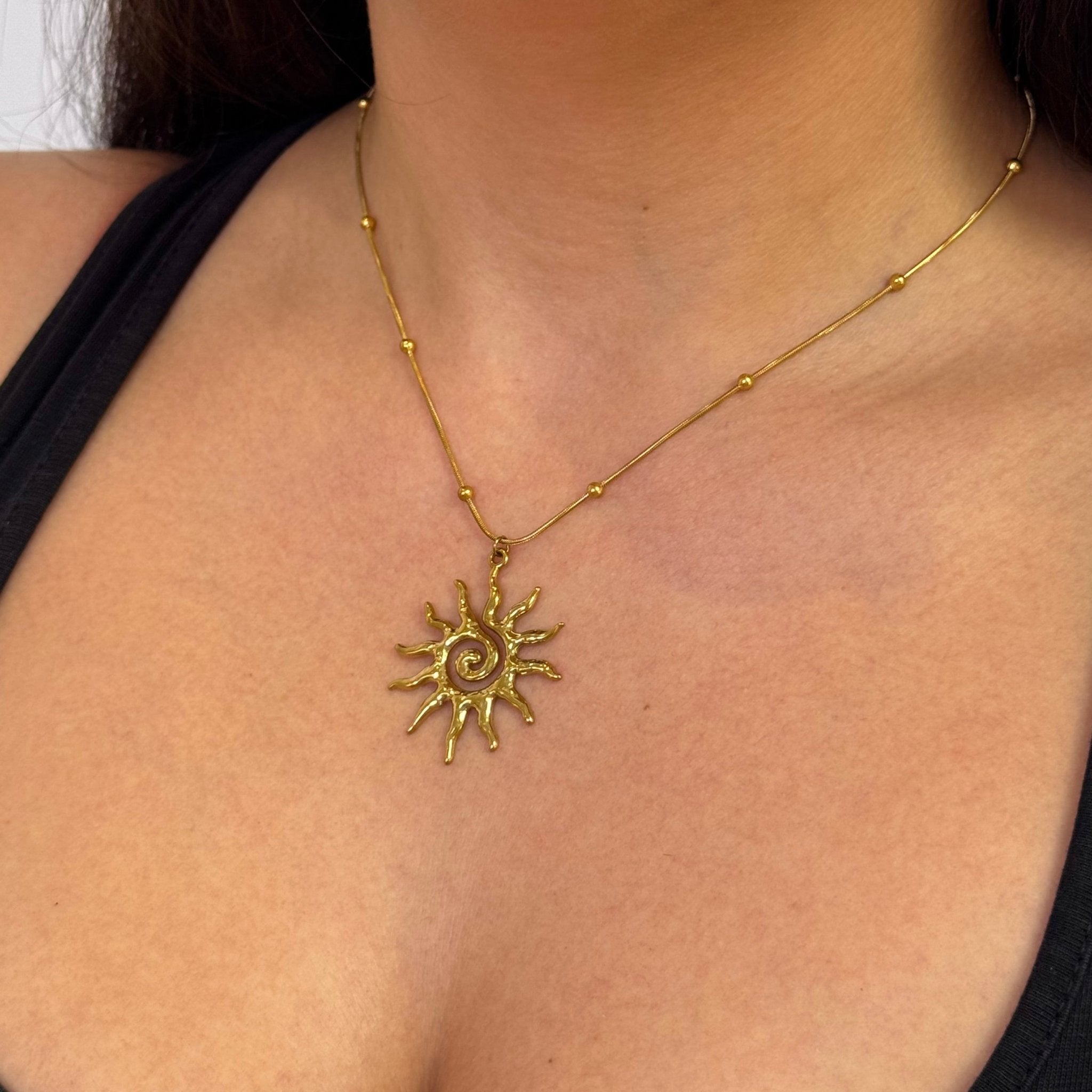 Gold Sunshine Necklace - ILLUSIVE JEWELS