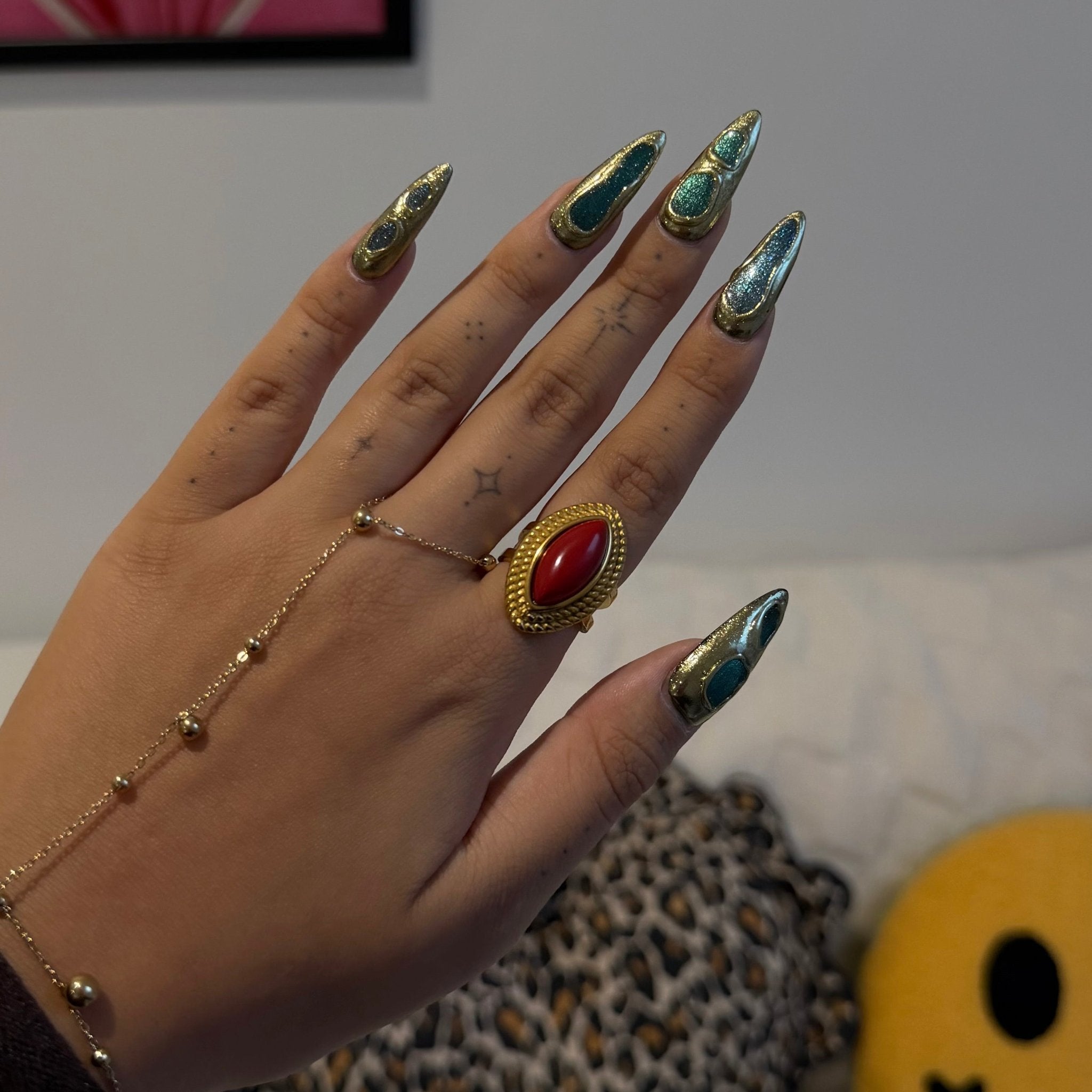 Ruby Gold Ring - ILLUSIVE JEWELS